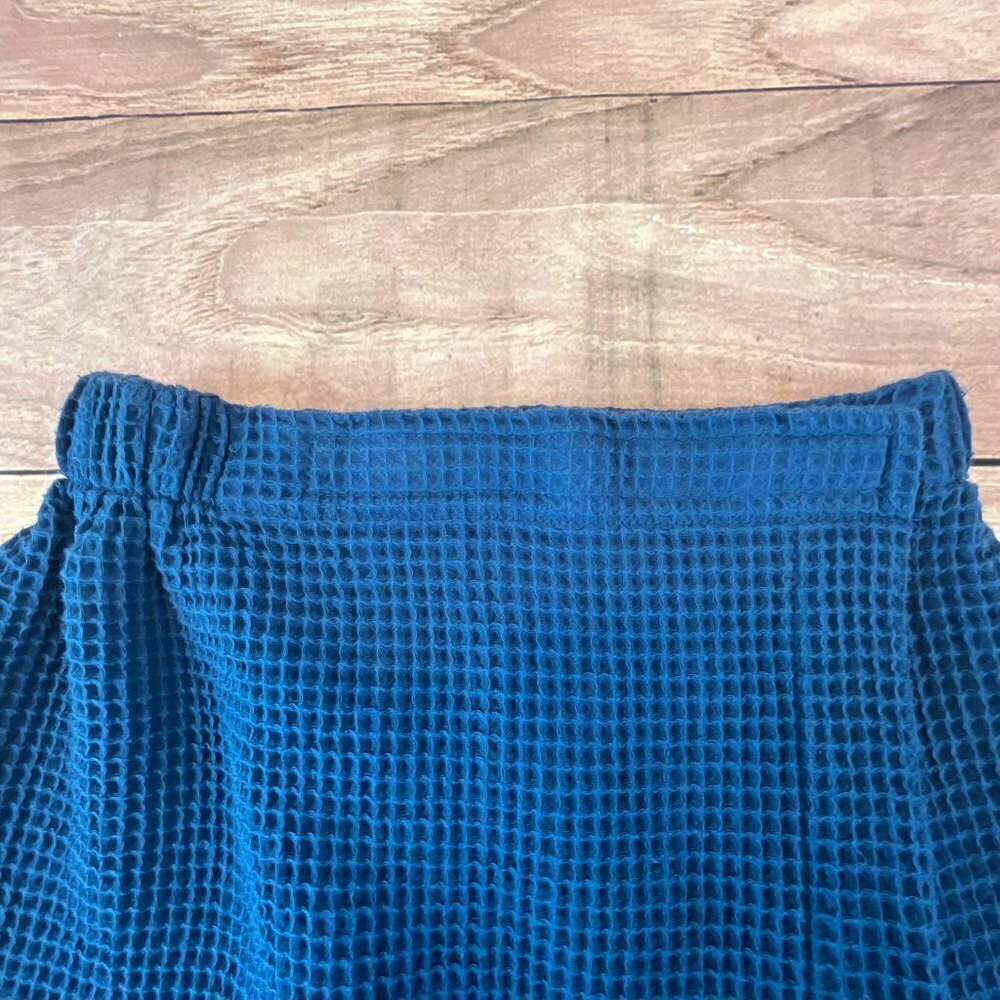 Terrytown Blue Waffle Spa Wrap w/Embroidered "D" Initial, Size: S - Picture 2 of 3